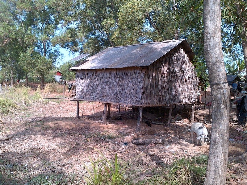 Cambodian household system 5000 sets Off grid July, 2011