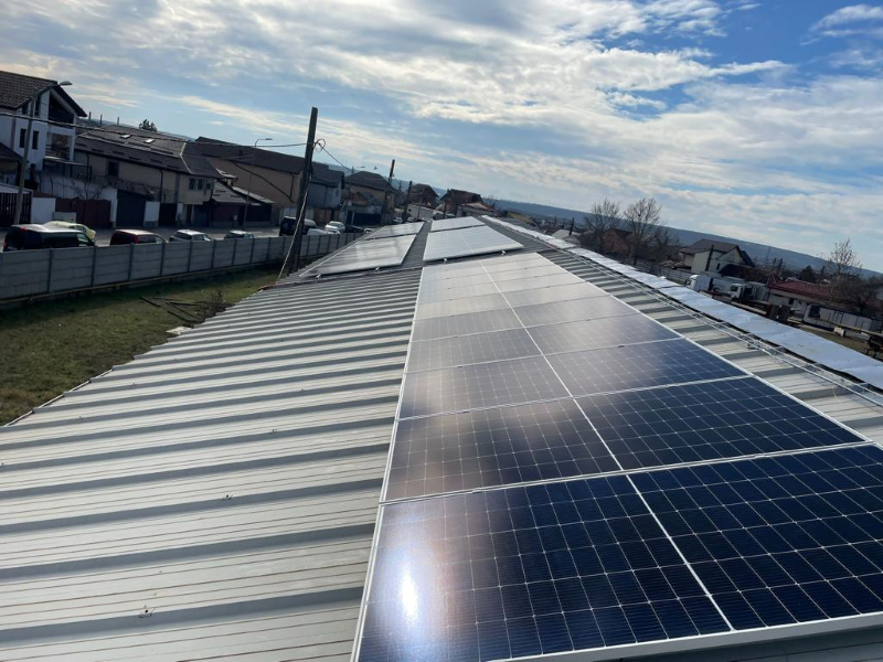 100KW on-grid commercial roof system in Romania