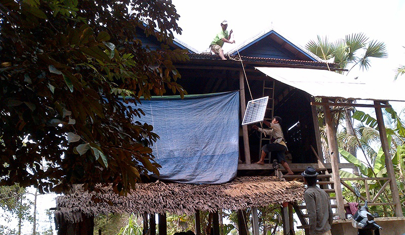Restar household off-grid solar systems 5000 sets in Cambodia, July 2011