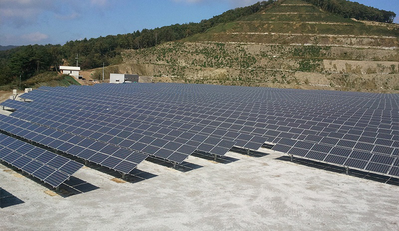 Restar 300KWp ground-mounted grid-tied solar system in Laos Republic, July 2008